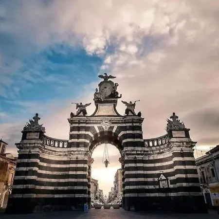 Curia * Catania